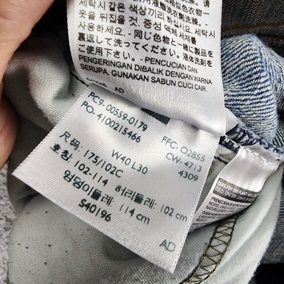 Levis Jeans Mens 40x30 Blue 559 Relaxed Fit Straight Leg 100% Cotton Denim - Picture 13 of 14